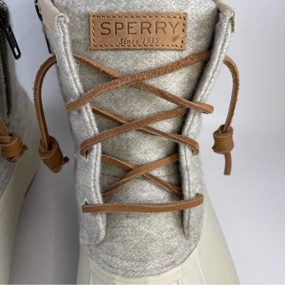 SPERRY Women's Saltwater Wool Embossed Duck Boot w/Thinsulate SIZE 9 - Picture 5 of 9